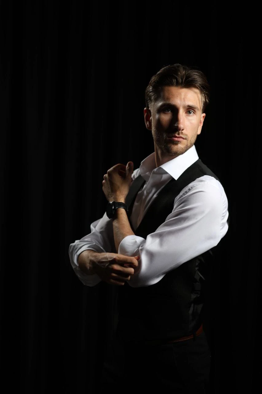Bespoke blazer with premium tailoring details